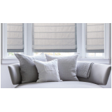 Cortina Persiana Romana