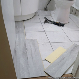 preço de instalação piso vinílico sobre cerâmica Camorim