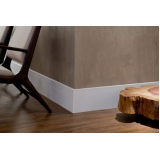 rodapé de laminado branco preços Lins de Vasconcelos