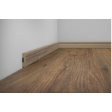 Rodapé Laminado Carvalho
